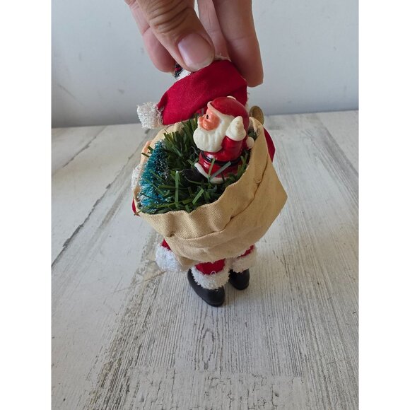 Mini Santa list toys statue figurine decor Xmas - Picture 3 of 8